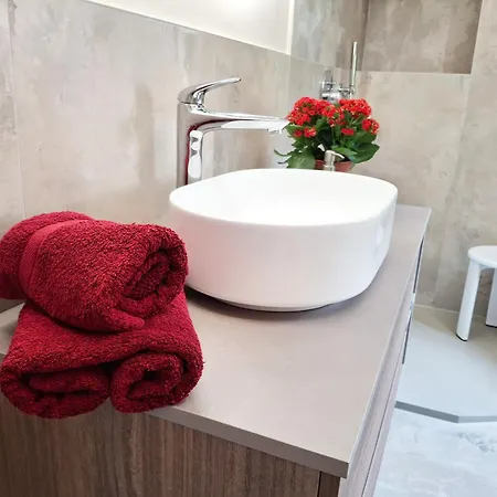 Cantius Italia Lejlighed Canzo