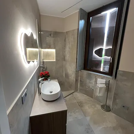 Cantius Italia Lejlighed Canzo